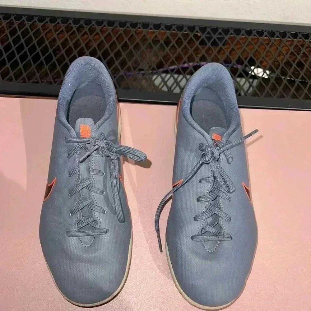 Nike JR‎ Vapor Untouchable Shark 3 Youth Soccer Size 4.5Y Wolf Gray AJ3101-408
